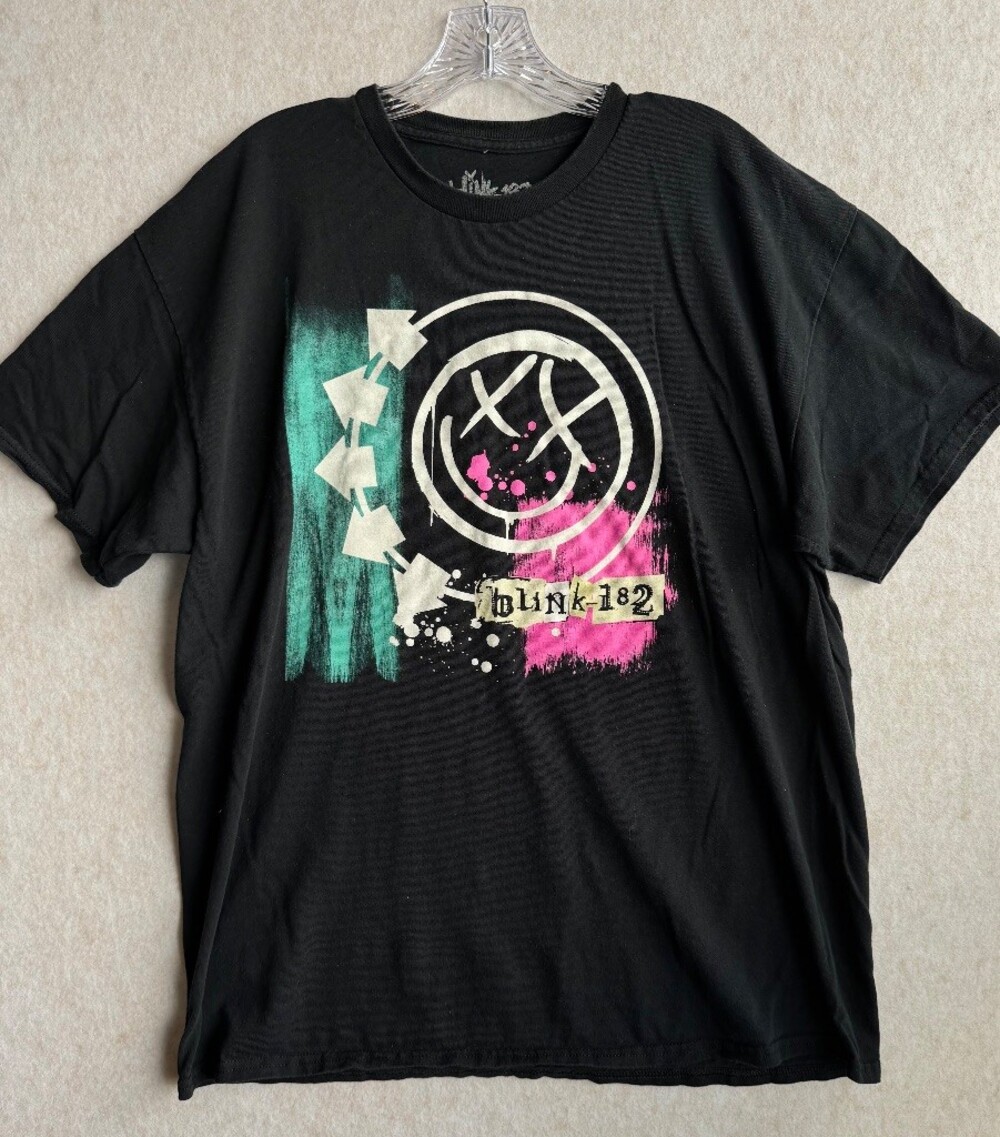 Blink-182 T Shirt Mens XL Black Smiley Face Logo Pink Teal Pop Punk Band Tee
